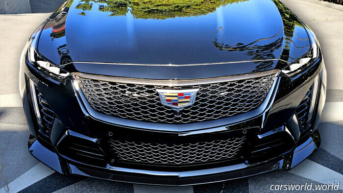 Este Cadillac CT5-V Blackwing 120th Ann. Perdió Casi 5 50K Después De Solo 3,600 Millas / Carscoops